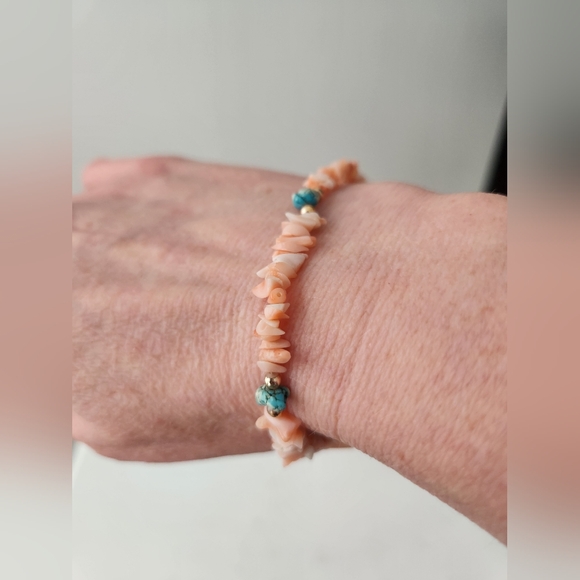 Vintage Pink & Turquoise Coral Bracelet - 7.5" Diameter - Italy - Genuine - Picture 4 of 4